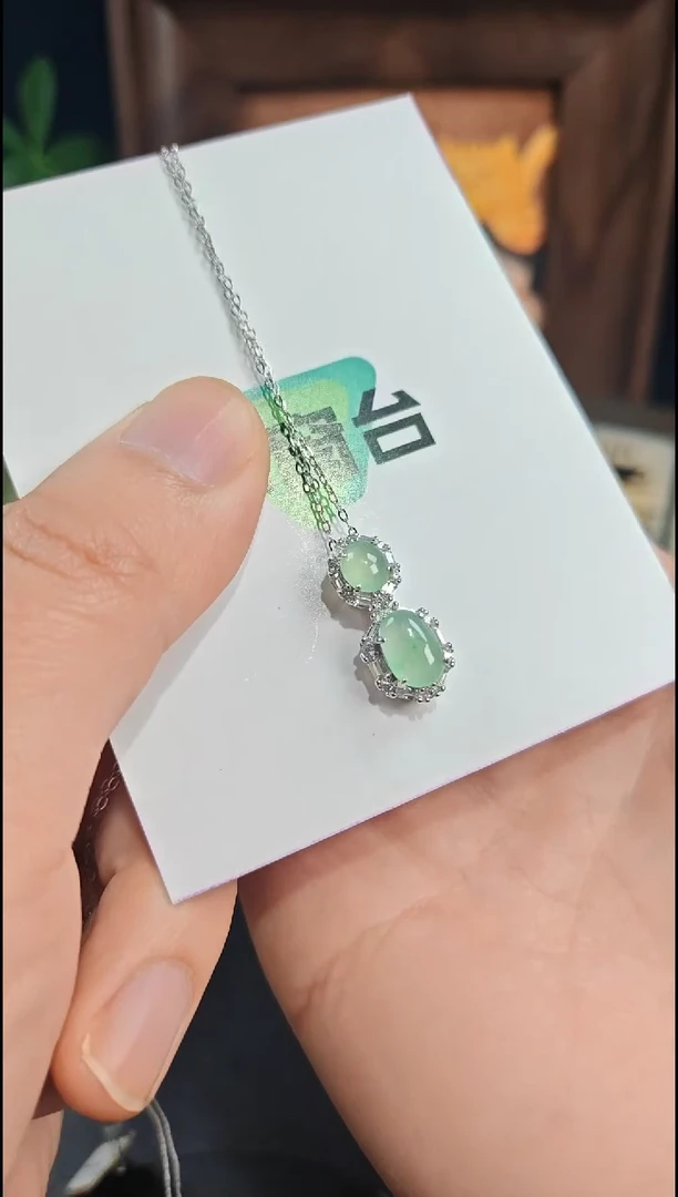 颈饰银S925镶嵌翡翠翡翠颈饰S925银镶嵌
