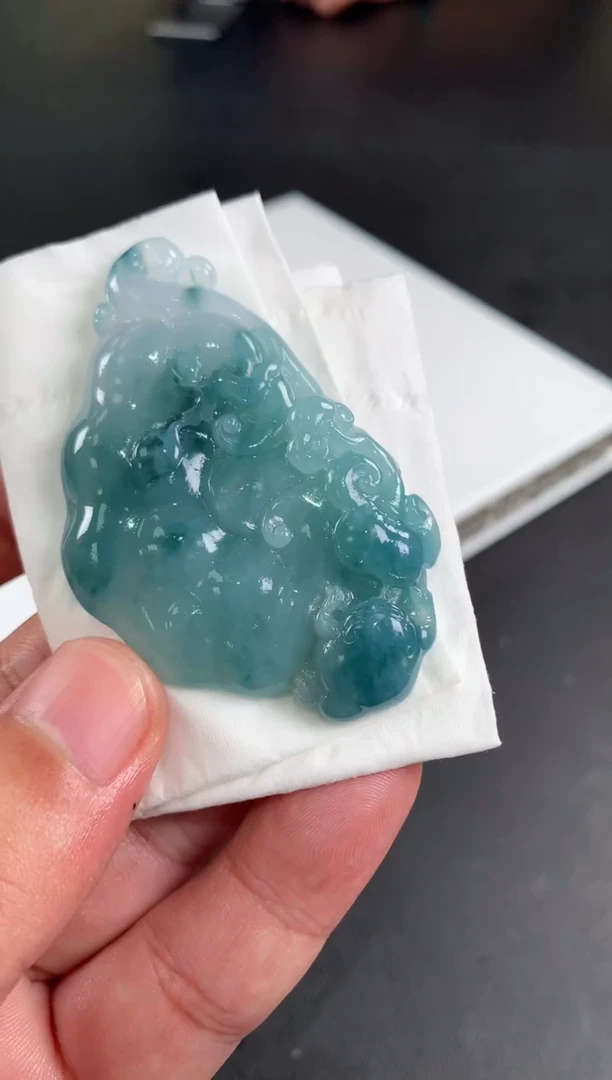 未镶嵌定制翡翠玺**梢翡翠