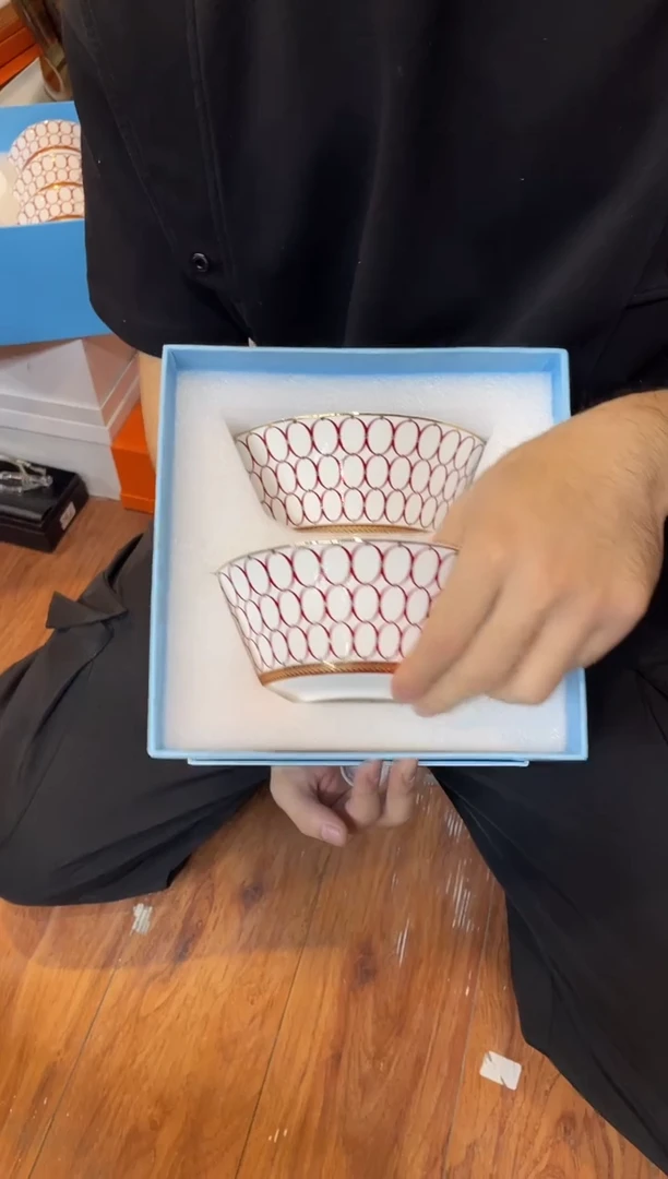 杯鸿辉家品牌瓷器，京东包邮！