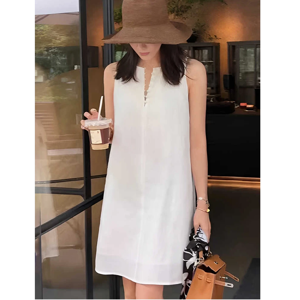 法式v领白色无袖背心连衣裙女2025新款夏季宽松显瘦高端精致短裙