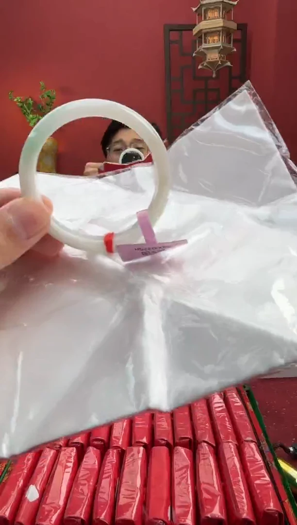 未镶嵌手镯（圆镯）翡翠翡翠手镯4