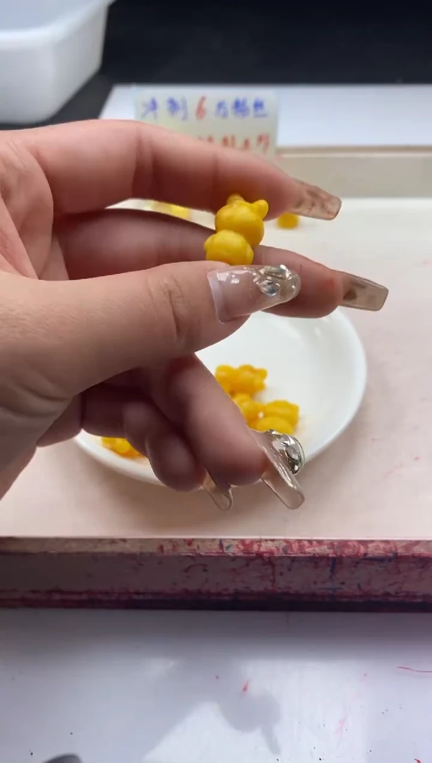 【闪购商品】蜜蜡颈饰未镶嵌w2124花蜡小小熊19*12mm*2颗