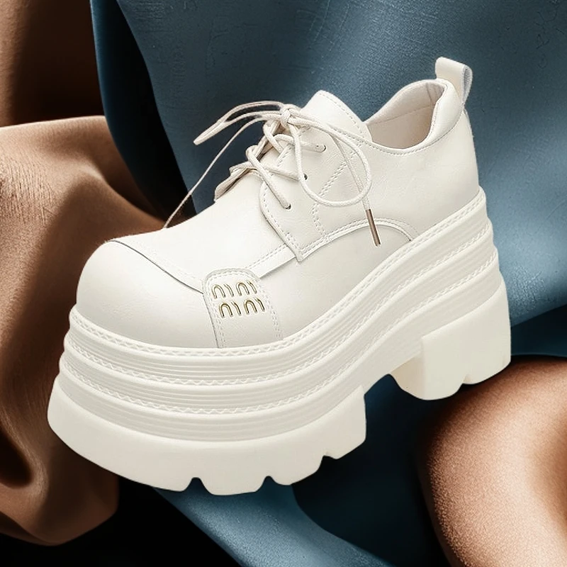 2025秋季厚底增高10公分复古时尚百搭松糕底软底上班族乐福鞋女鞋