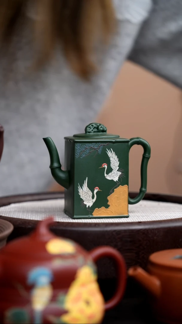 【闪购商品】紫砂茶壶民国绿小四方太湖石泥绘仙鹤