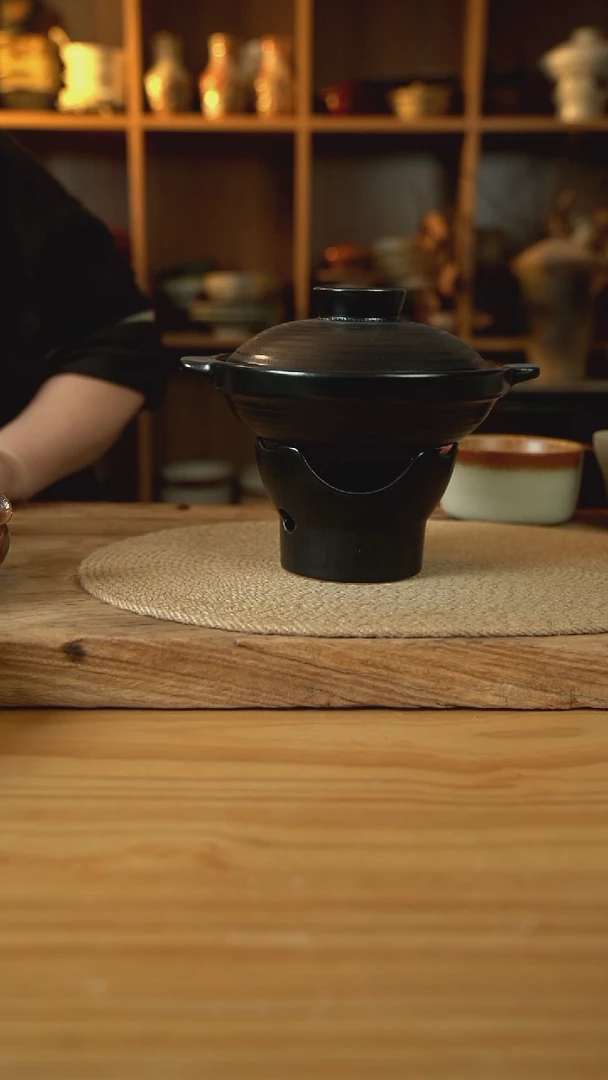 黑色福利系列的日式保温盘加底座1个（不能明火）