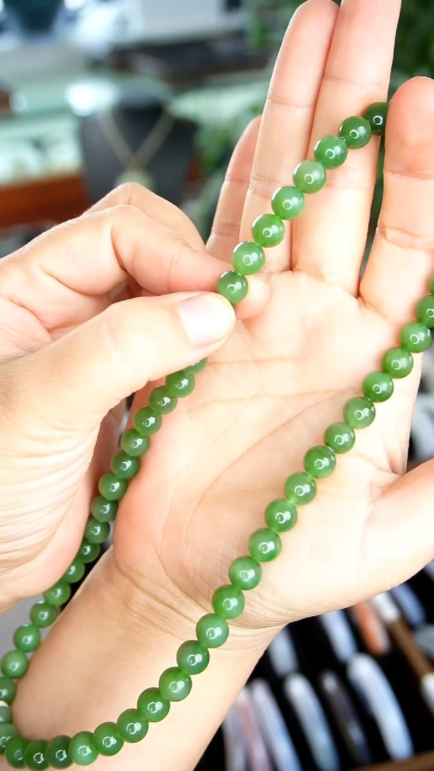 颈饰未镶嵌和田玉（碧玉）那**天001