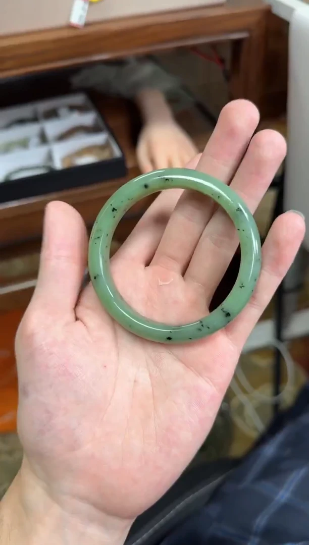 未镶嵌手镯和田玉58