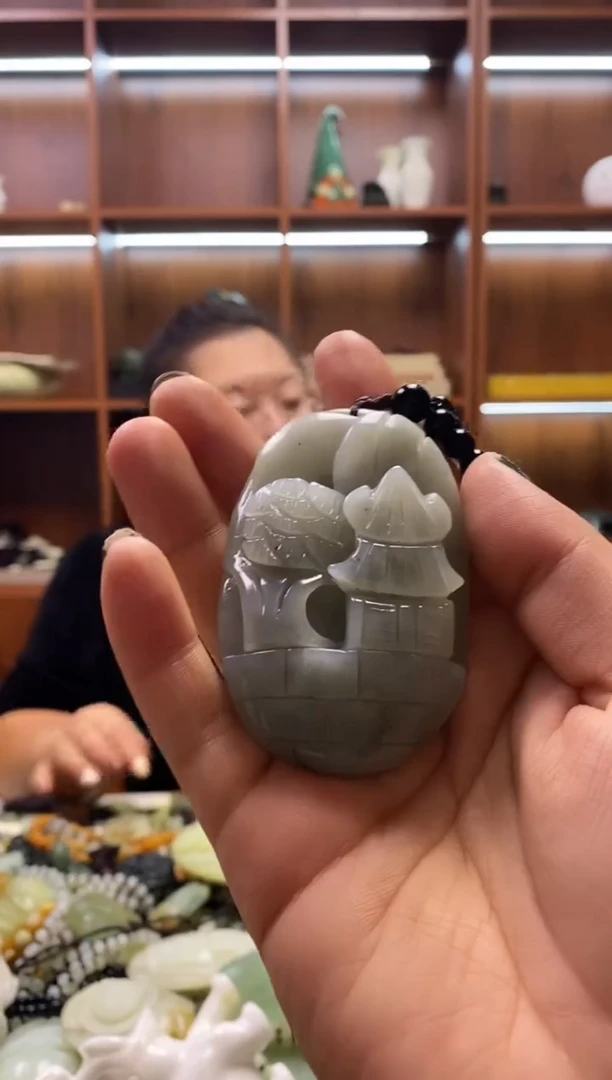 未镶嵌岫玉挂件