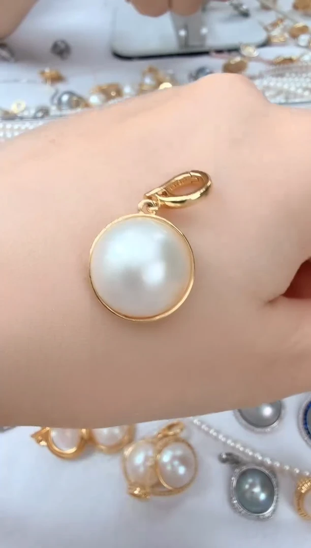 未镶嵌颈饰拼合珍珠（马贝珠）金色光板