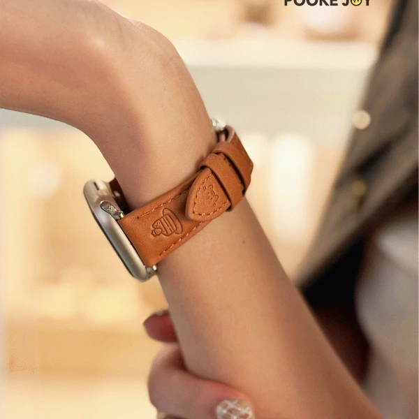 宝壳趣适用苹果applewatch11压花小猫表带s10真皮表带s9/s8可爱秋