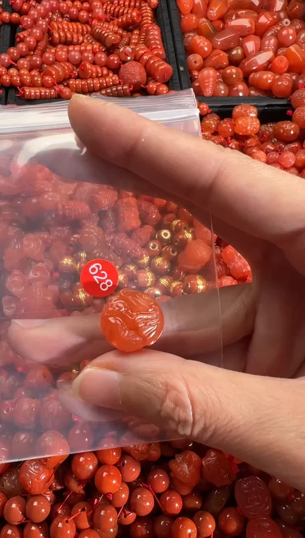 【闪购商品】南红玛瑙颈饰未镶嵌1