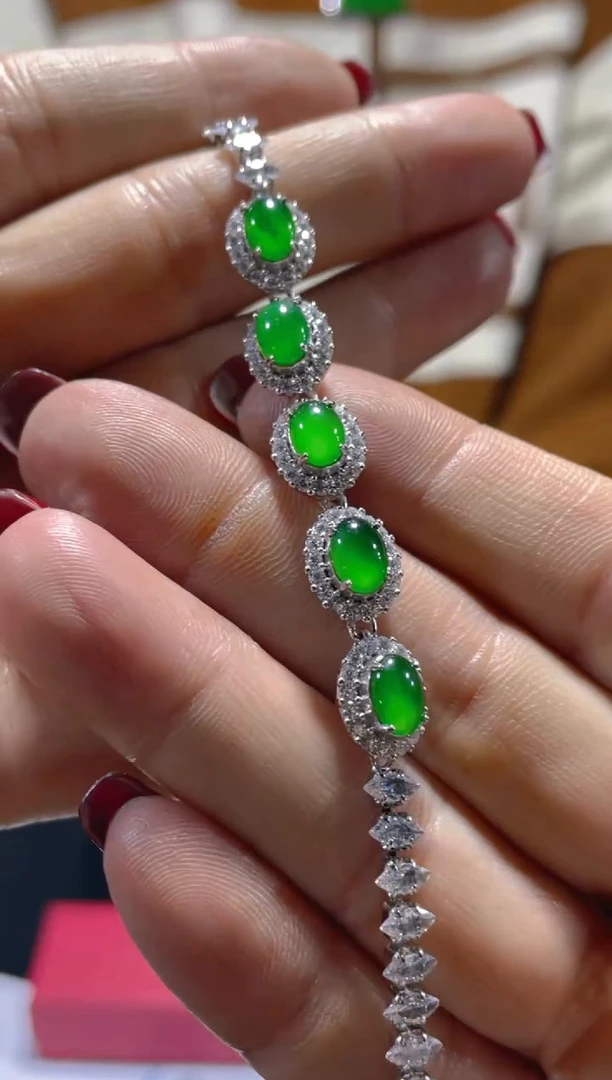 【闪购商品】定制翡翠未镶嵌天然A货翡翠假一罚四（多样性发货）