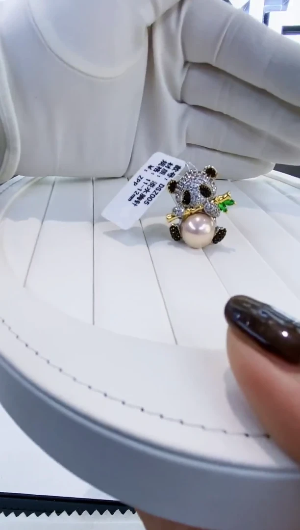 未镶嵌胸饰淡水珍珠Y淡水胸针 熊猫款 11-12