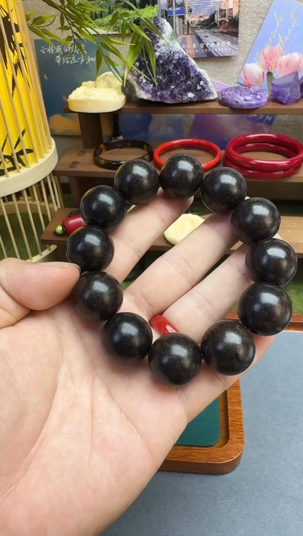 384 黑色圆珠木质手串