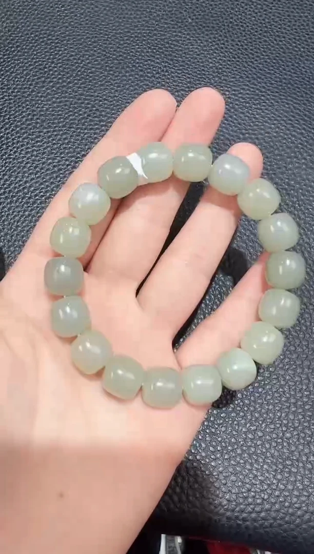 【闪购商品】和田玉手串未镶嵌且末料卡12老型手串