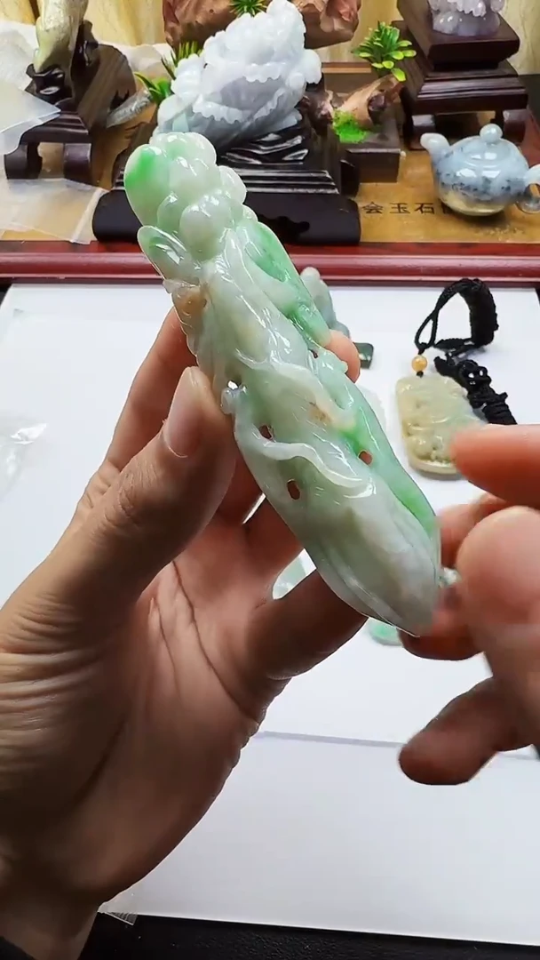 吊坠(不含链)未镶嵌翡翠1