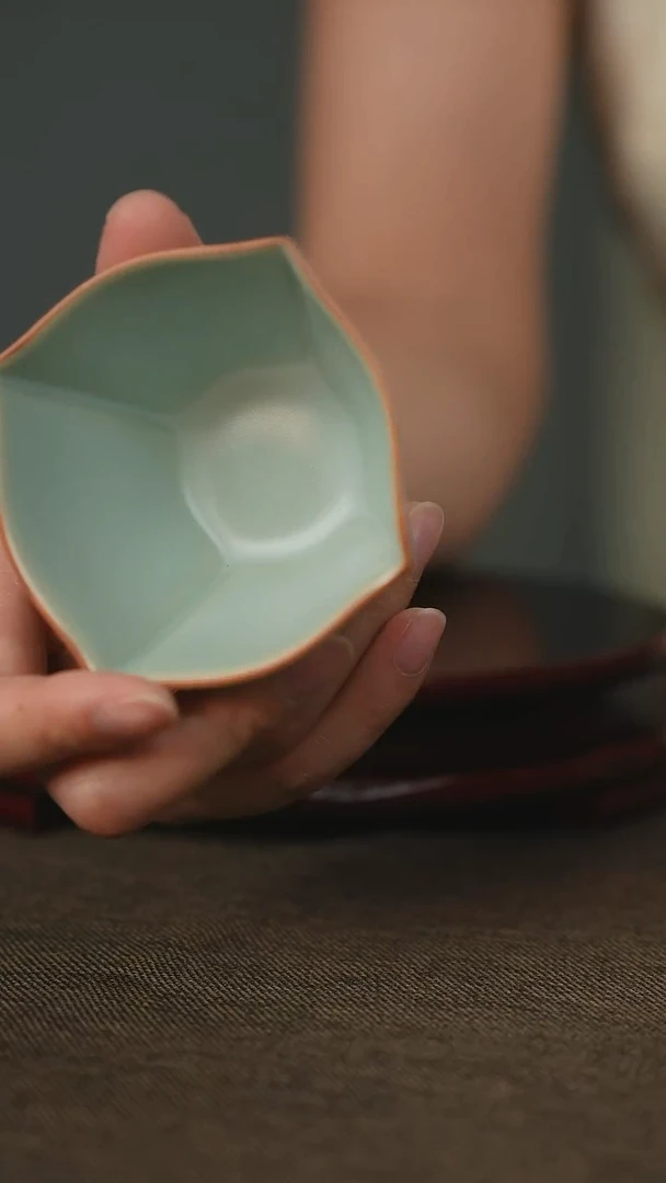 全品四方杯汝瓷主人杯