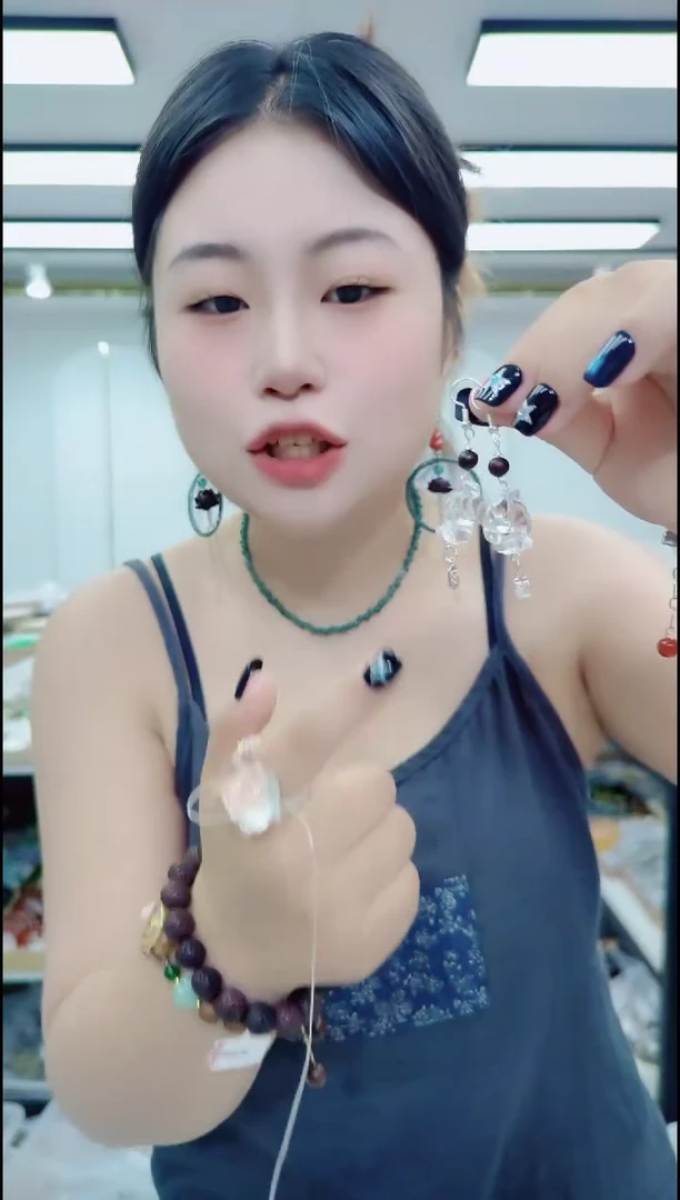 未镶嵌颈饰水晶0205雕刻耳钩