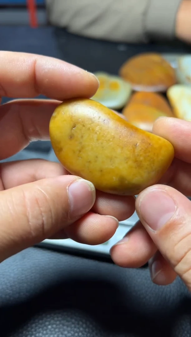 未镶嵌和田玉珠宝半成品108