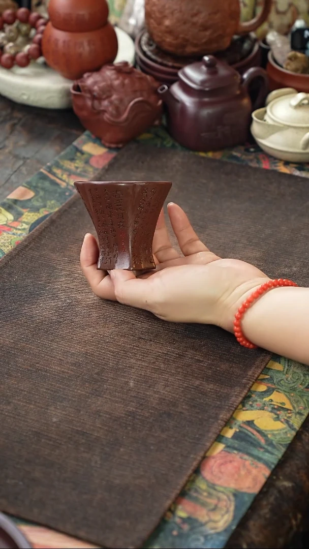 刻绘春江花月夜五角紫砂杯