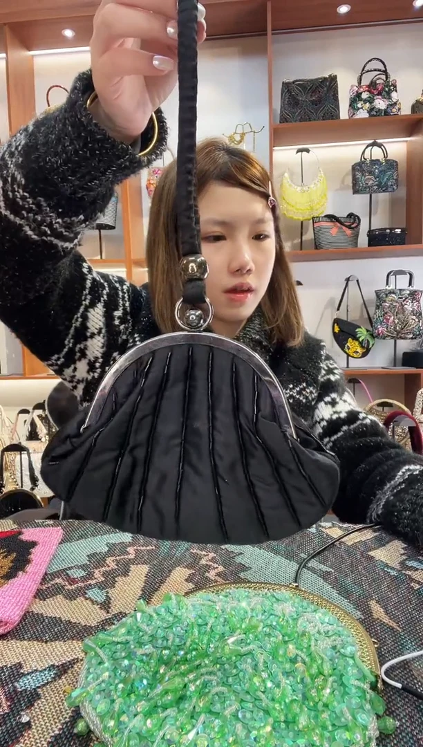织物大**翅手工珠珠包包腋下斜跨包手拿包手提晚宴包