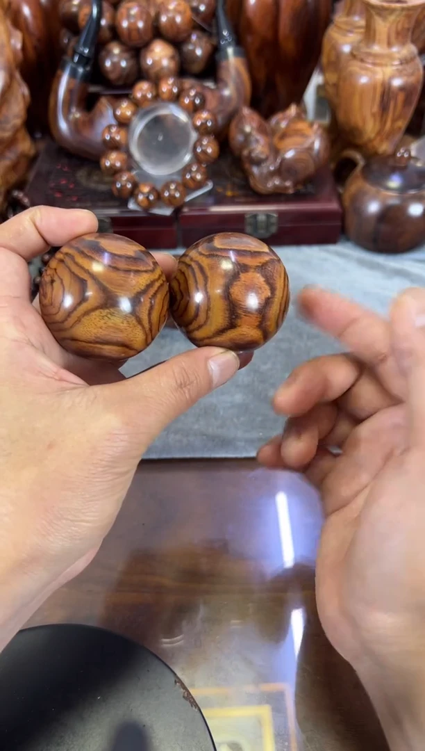 【闪购商品】黄花梨/降香黄檀手串/手链海南黄花梨5.0叉纹对眼手球