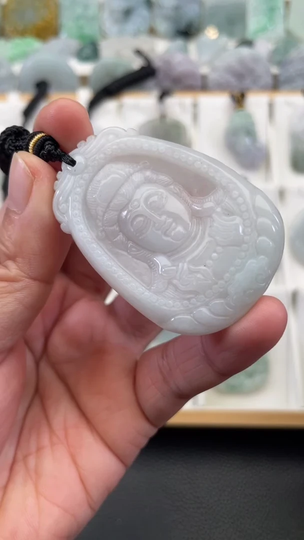 颈饰未镶嵌翡翠天然缅甸翡翠A货5