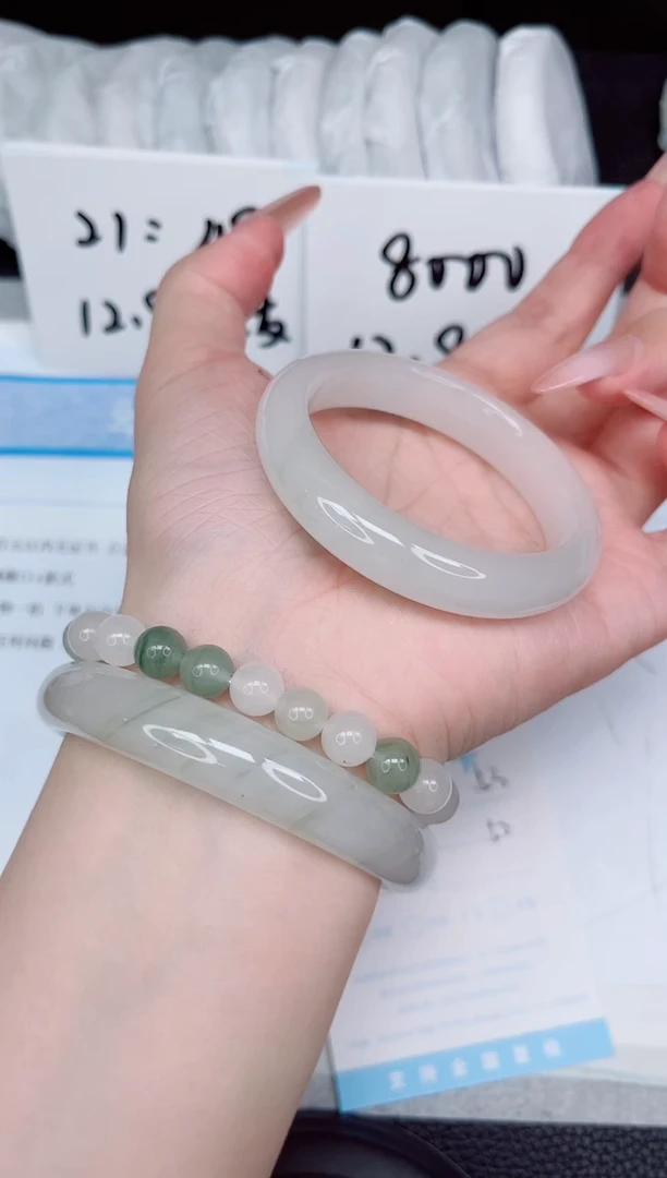 石英质玉手镯未镶嵌53-52