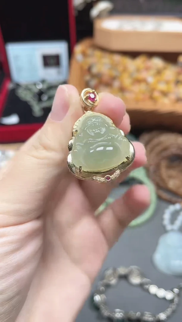 吊坠(赠链)未镶嵌和田玉多样性发货拍一发一