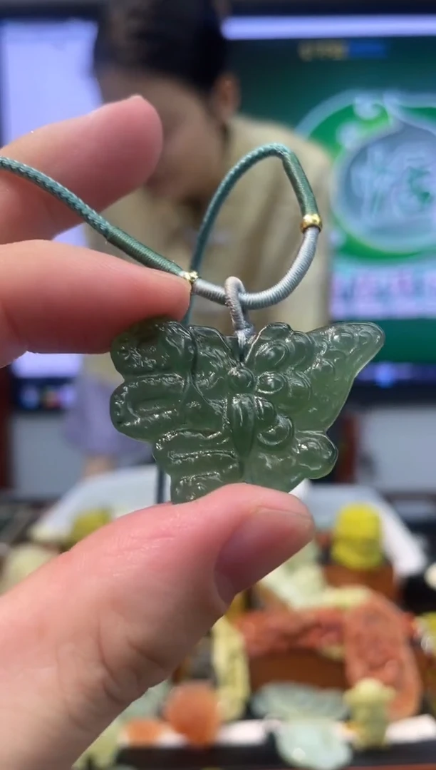 【闪购商品】岫玉吊坠未镶嵌·多样性发货*拍一发一