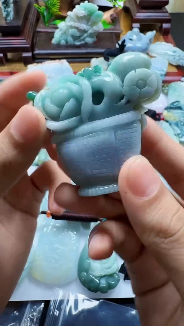 吊坠(不含链)未镶嵌翡翠1