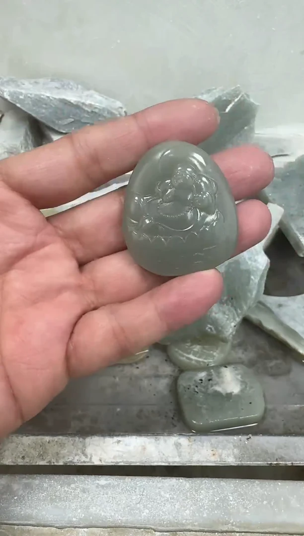 颈饰未镶嵌和田玉2