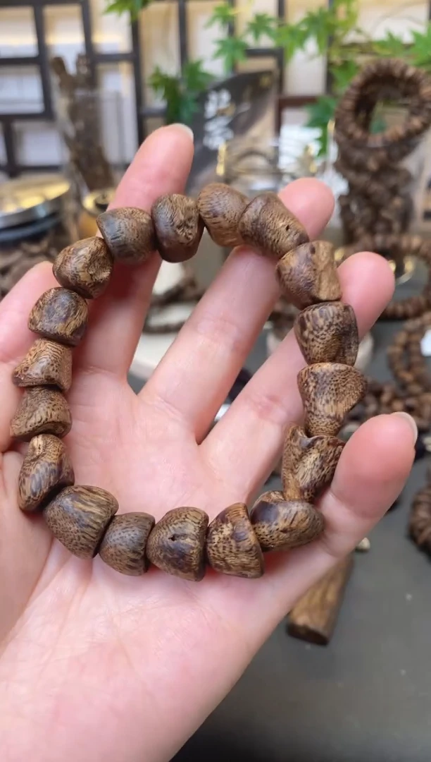 木奇楠淳化料树丁随型手串