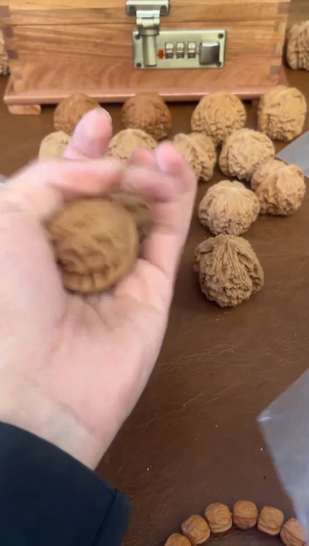 吊坠文玩核桃宫灯