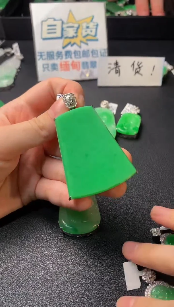 颈饰银S925镶嵌翡翠翡翠