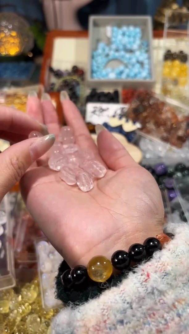 【闪购商品】水晶手串未镶嵌粉水晶貔貅单个约卡10