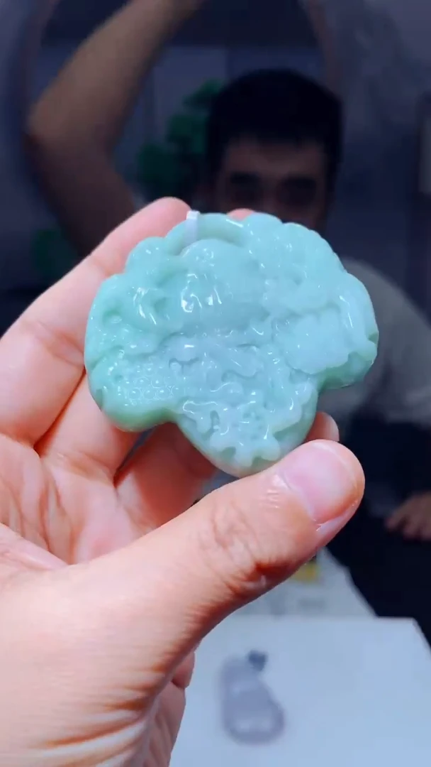 翡翠未镶嵌吊坠(不含链)闪购链接LYZ004