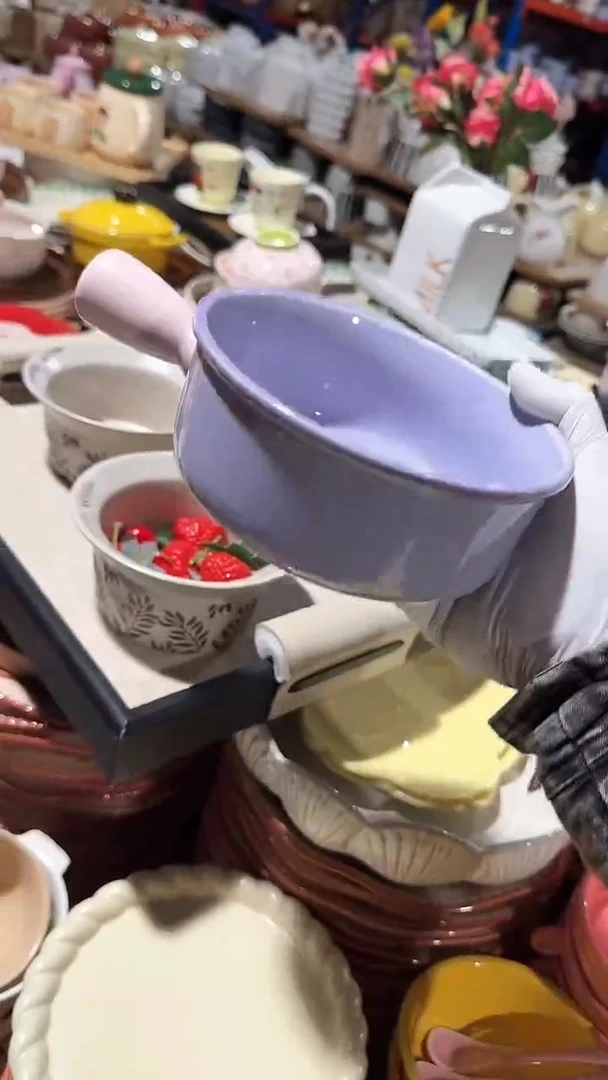 陶瓷紫色单柄碗微瑕 凑满20元包邮