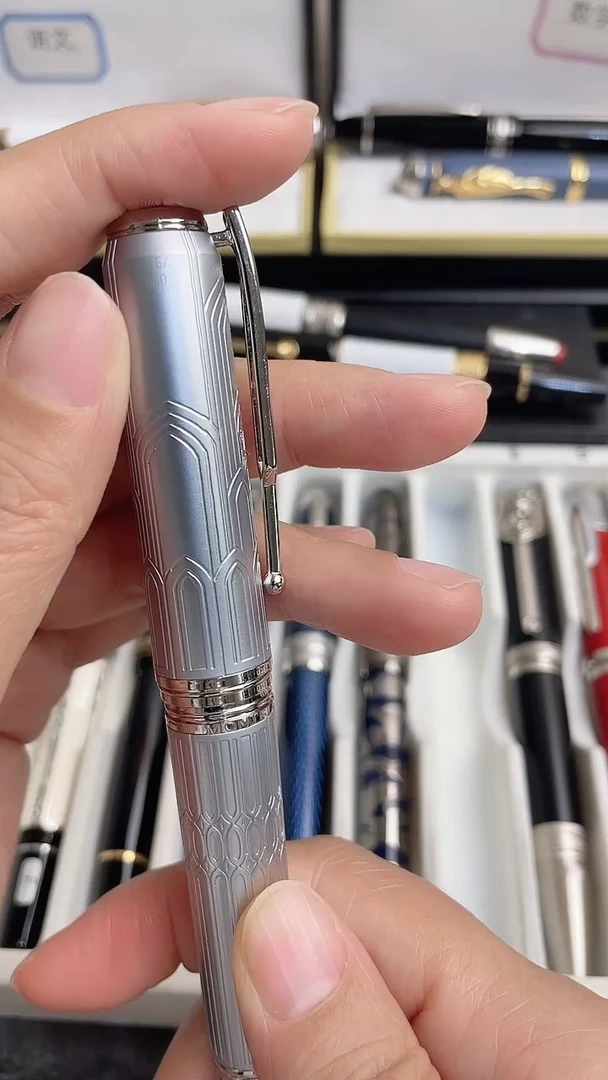 便携式余****༽AAAWWW888899