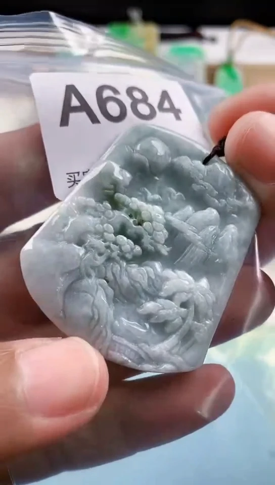 【闪购商品】翡翠挂件未镶嵌天然翡翠吊坠挂件