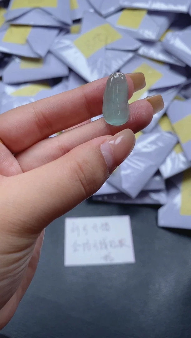 翡翠未镶嵌颈饰所见即所得（一物一拍）1