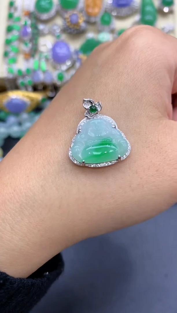 颈饰18K金镶嵌翡翠520-中国好珍宝