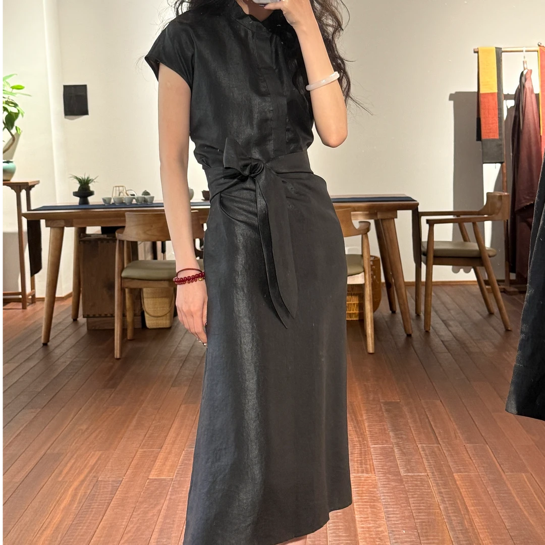 W徳玺见萩香云纱 黑色电力纺莨小盖袖廓形连衣裙 QZWE2L035