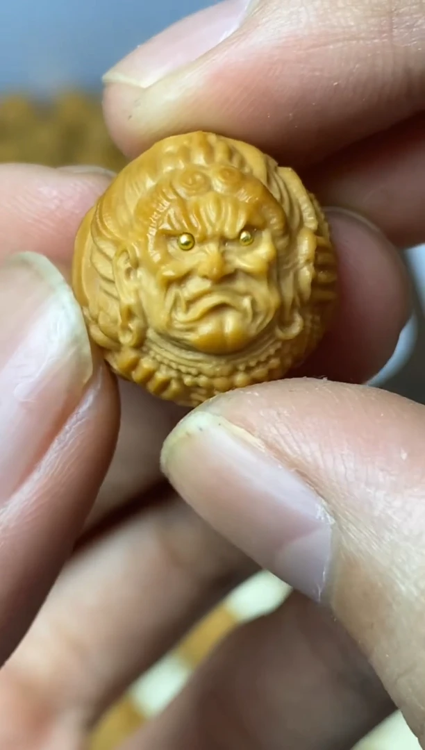 猴头核桃吊坠不动明王