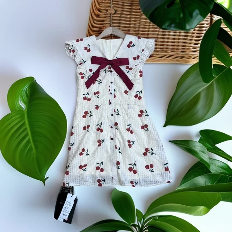 2025新款甜美蝴蝶结樱桃印花小飞袖短裙少女V领收腰显瘦连衣裙