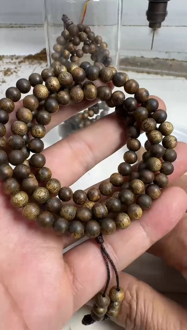 沉香手串0.6规格多圈13克