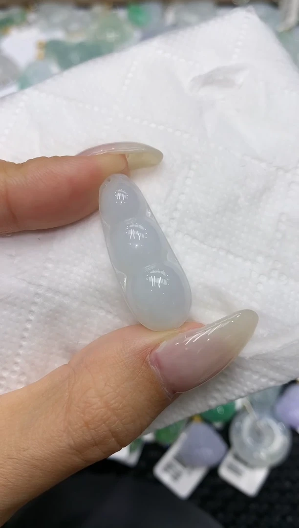 颈饰未镶嵌翡翠111111111111