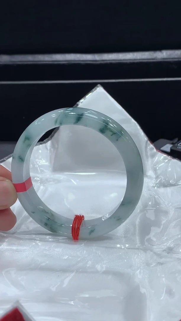 未镶嵌手镯翡翠翡翠手镯