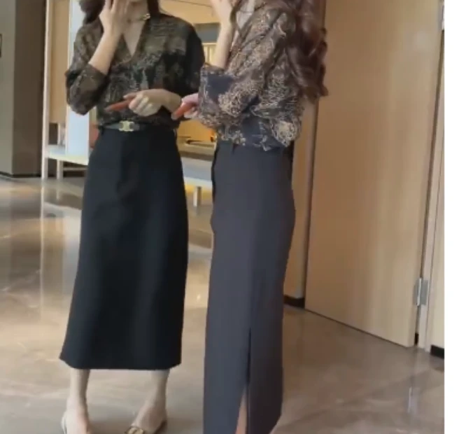 2025春季新款网红同款洋气气质韩版潮流女装衬衫上衣裙子乖mm