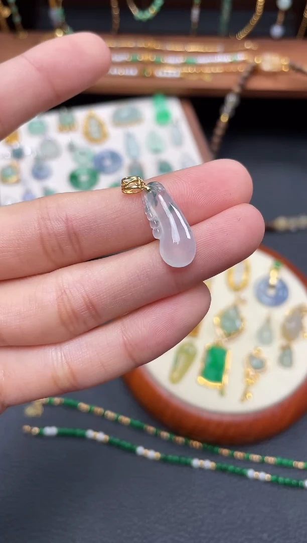 【闪购商品】翡翠吊坠(不含链)18K金镶嵌一个  JK705